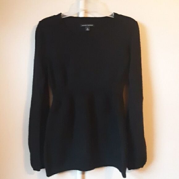 BANANA REPUBLIC BLACK CASHMERE BLEND SWEATER SMALL - Picture 1 of 4